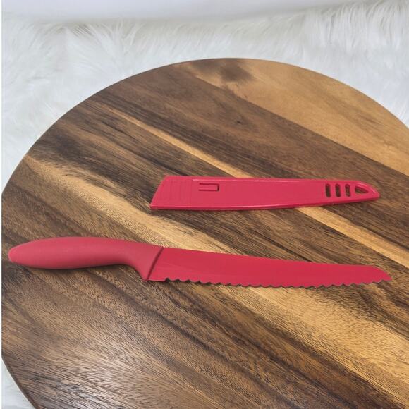 TOMODASHI 8" Bread Red with Cover Kitchen Knife - Picture 2 of 5